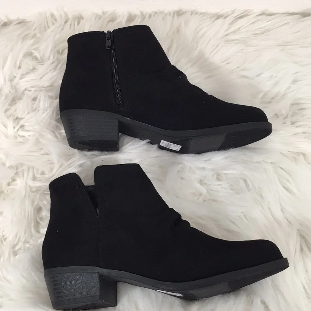 Lane Bryant Faux Suede Scrunch Ankle Boot Booties Size 8W NEW - Picture 4 of 6